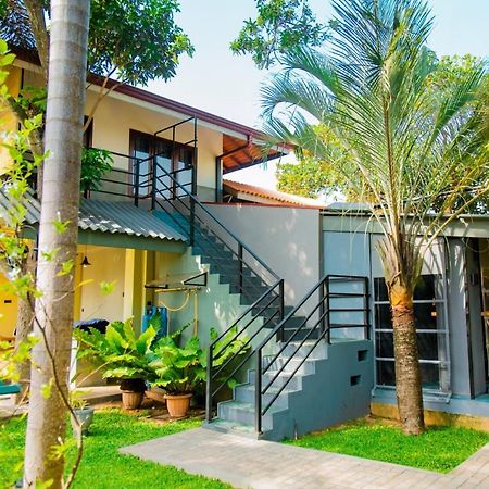 Morning Star Resorts Negombo Zewnętrze zdjęcie